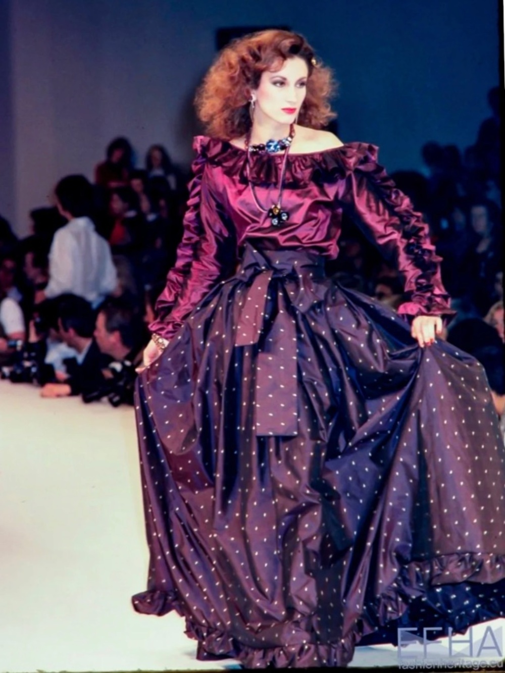 Vintage YVES SAINT LAURENT AW 1981 Aubergine & Gold Paisley Taffeta Skirt - XS